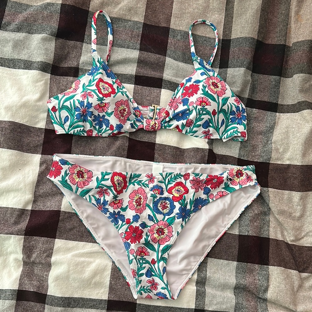 Vineyard Vines Floral Bikini - Red, Blue, Green